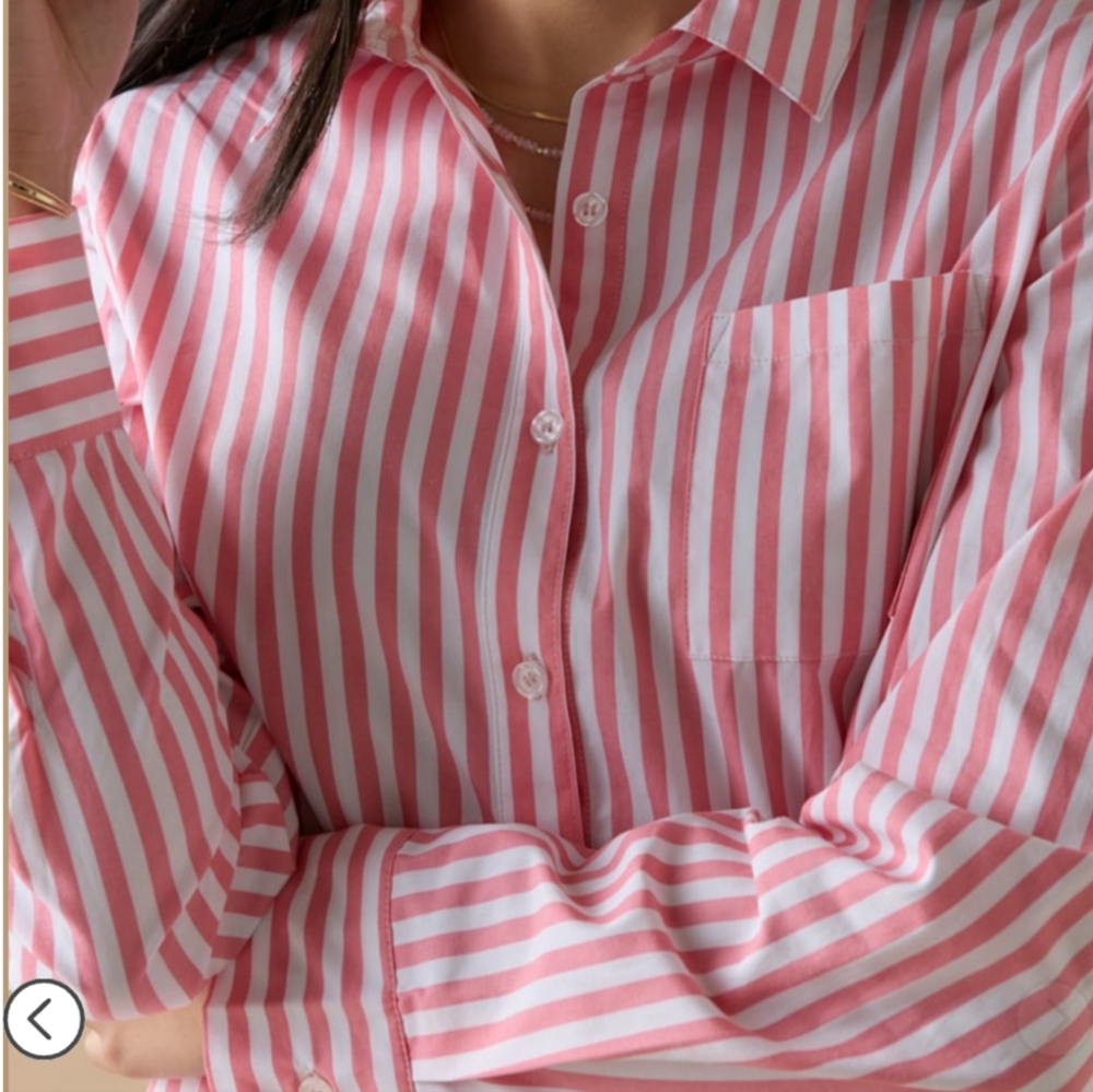 Francesca's Mi Ami Lorna Button Down Top. Size M - Picture 3 of 15